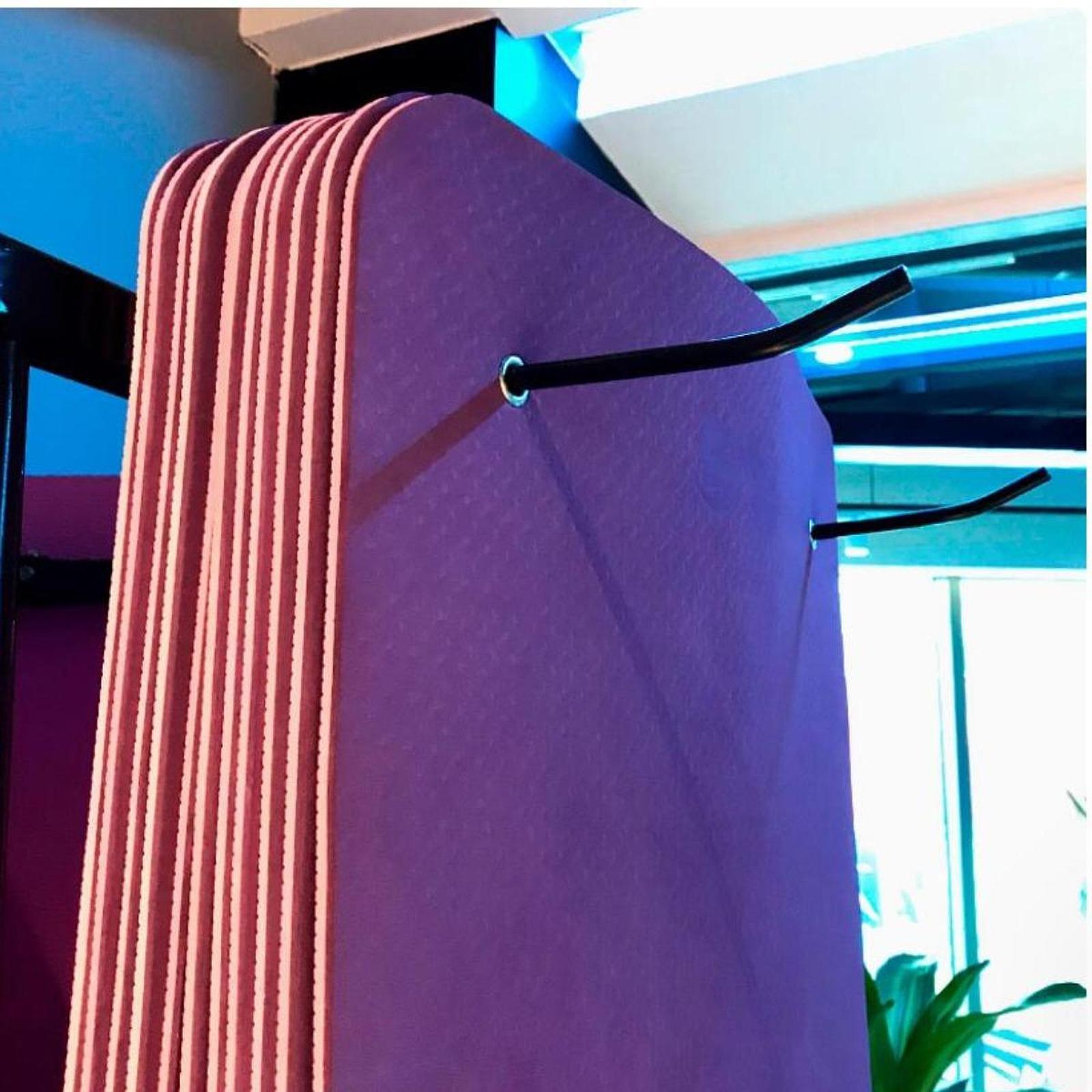 Home Gym Yoga Mat Storage - Wandbevestigde metalen yogamat houder, multifunctionele organizer